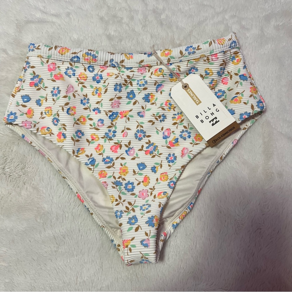 Billabong bikini bottoms NWT